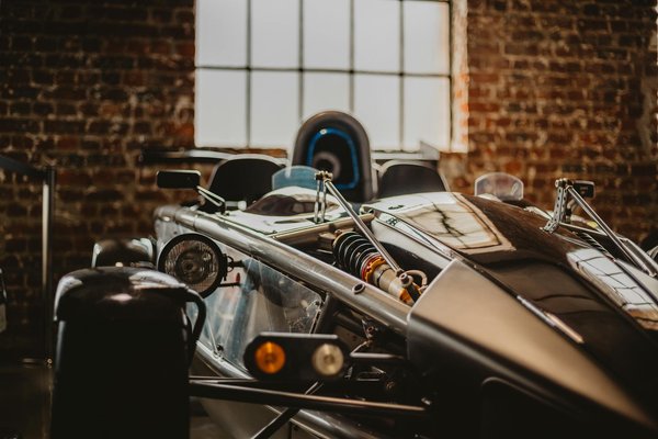 Wie wirkt sich die Karosseriekonstruktion auf die Insassensicherheit aus?